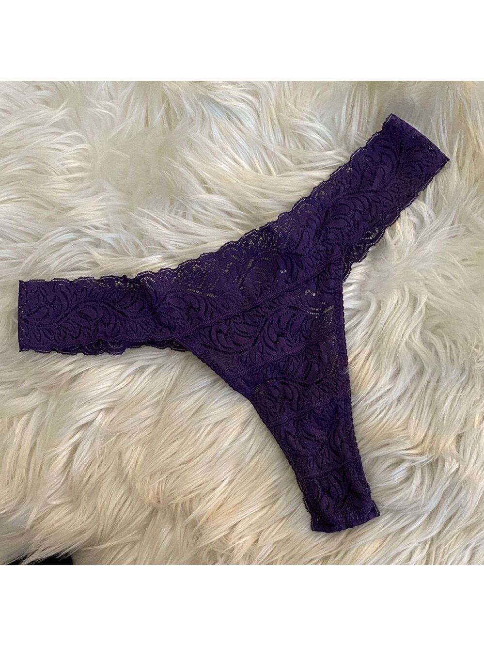 Victoria’s Secret Y2K V back Purple Lace Thong
